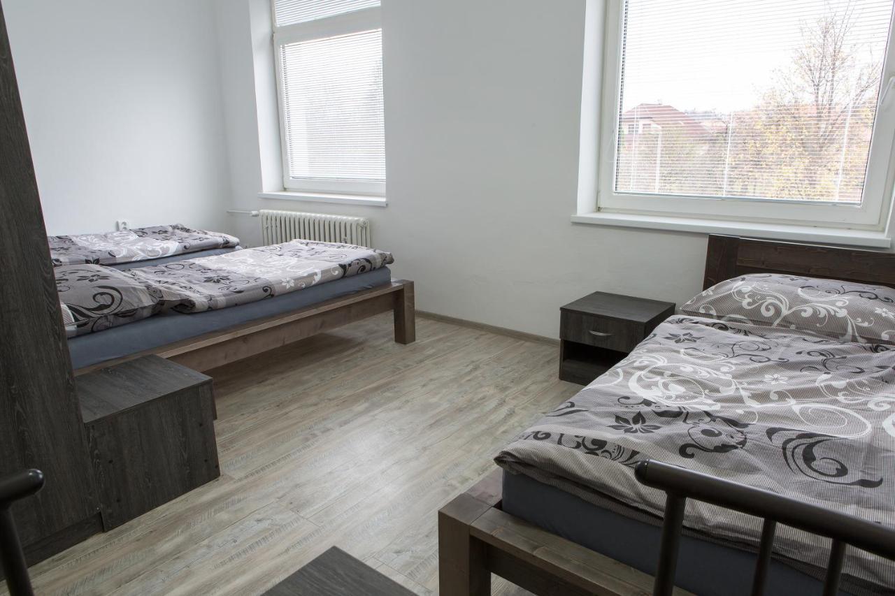 Kopacka Aparthotel Topolcany Luaran gambar